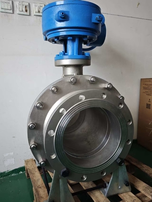 Contoured Ball Design for Superior Flow Stainless Steel Ball Valve with Multiple Actuation Options