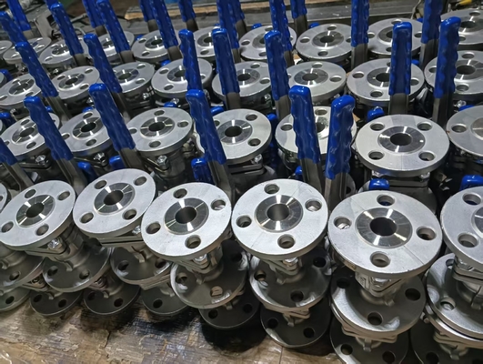 Investment Casting Stainless Steel Ball Valve with PTFE Seat and WCB Body for High Temperature Environments