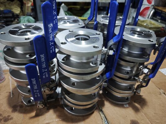 Italian thin-walled ball valve, which is more convenient for replacing parts. Stainless steel and carbon steel ball valve