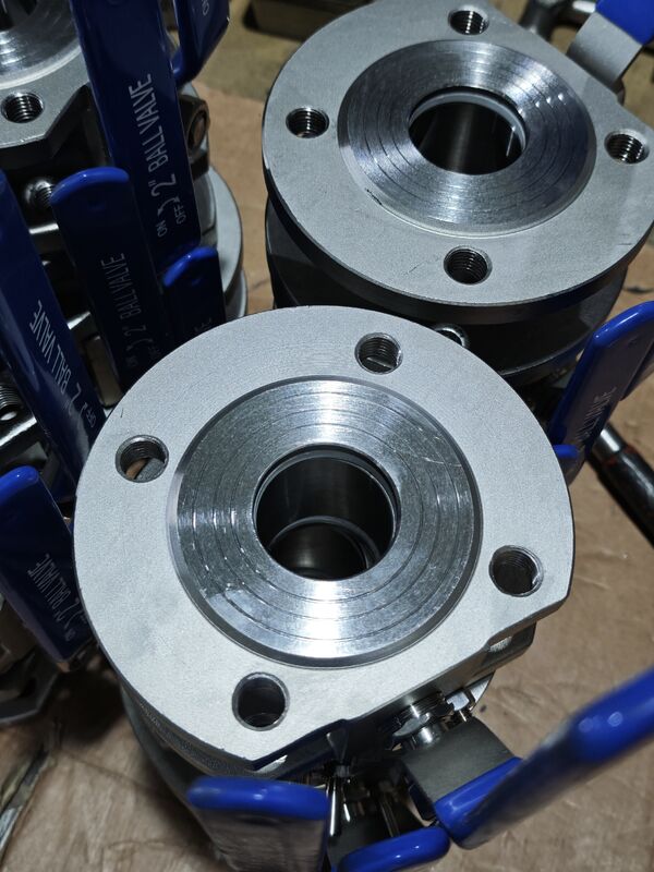 Robust Flanged Ball Valve Designed for Oil Water Gas and Pulp Flow Management in Various Industries Italian ball valve